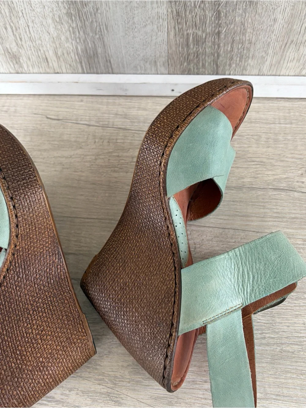 Born teal Wedge leather Sandals Basket weave heel women’s 8 Teal Blue Boho Beach